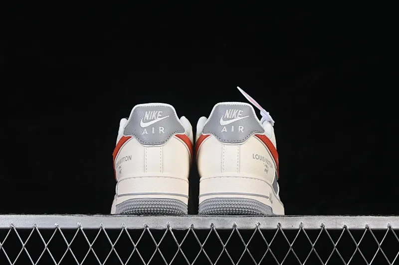 All categories Nk Air Force 1 Air Force series Nk Air Force 1 Low Air Force low-top Nike Air Force 1'07 Low joint beige gray red stitching Air Force 1 low-top casual sneakers JP8028-070